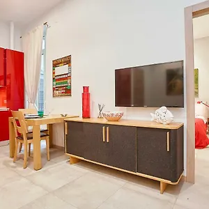 Kmc - Red , Palermo Italia